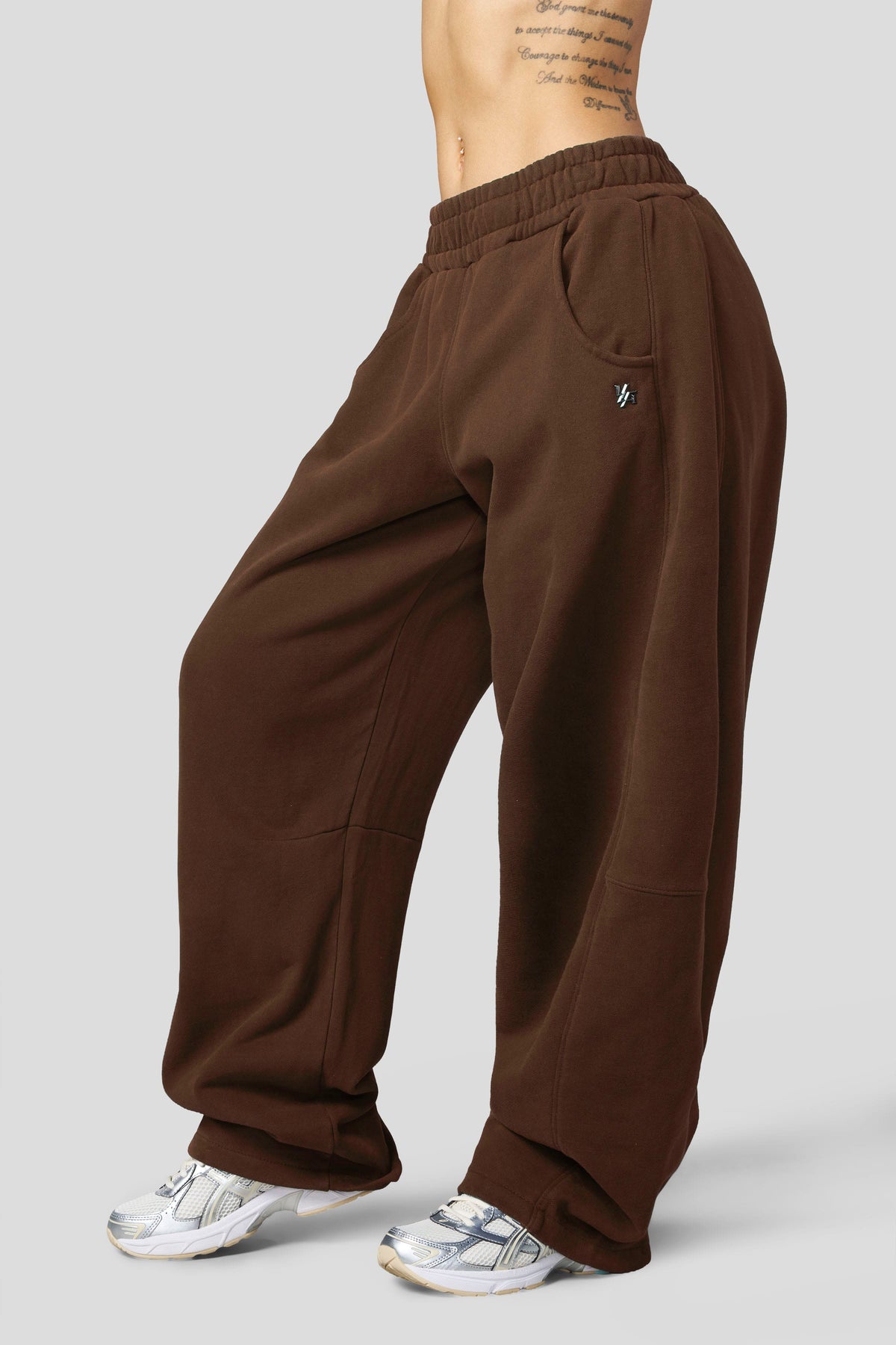 W2255 - Studio Edit Barrel Jogger New