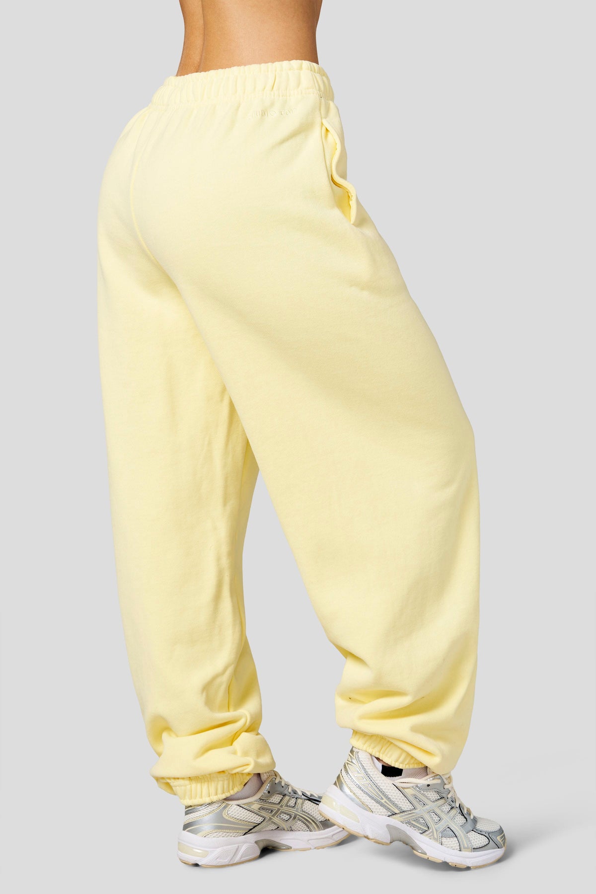 W2218 - Studio Edit Cuff Joggers