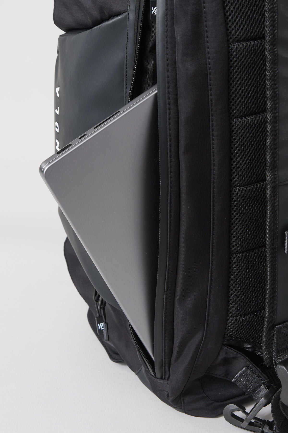 741 Hybrid Duffle Backpacks