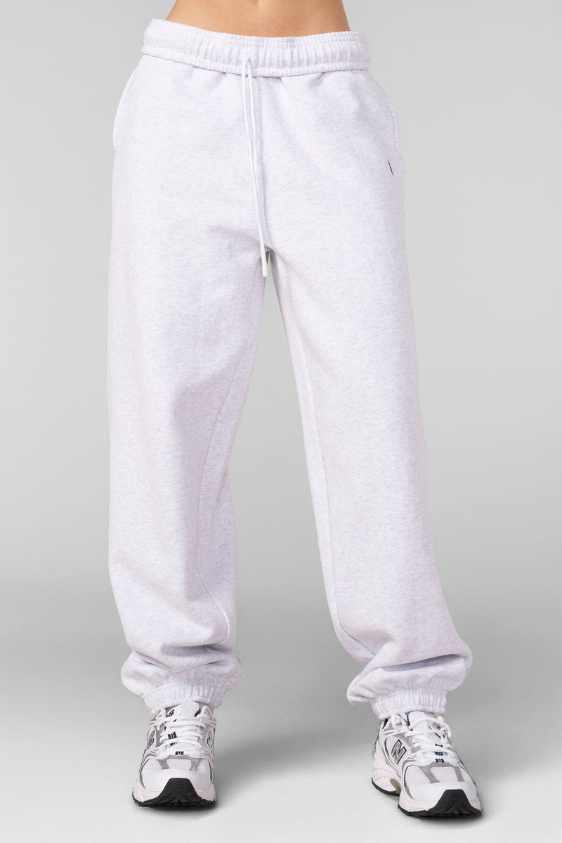 W2218 - Studio Edit Cuff Joggers