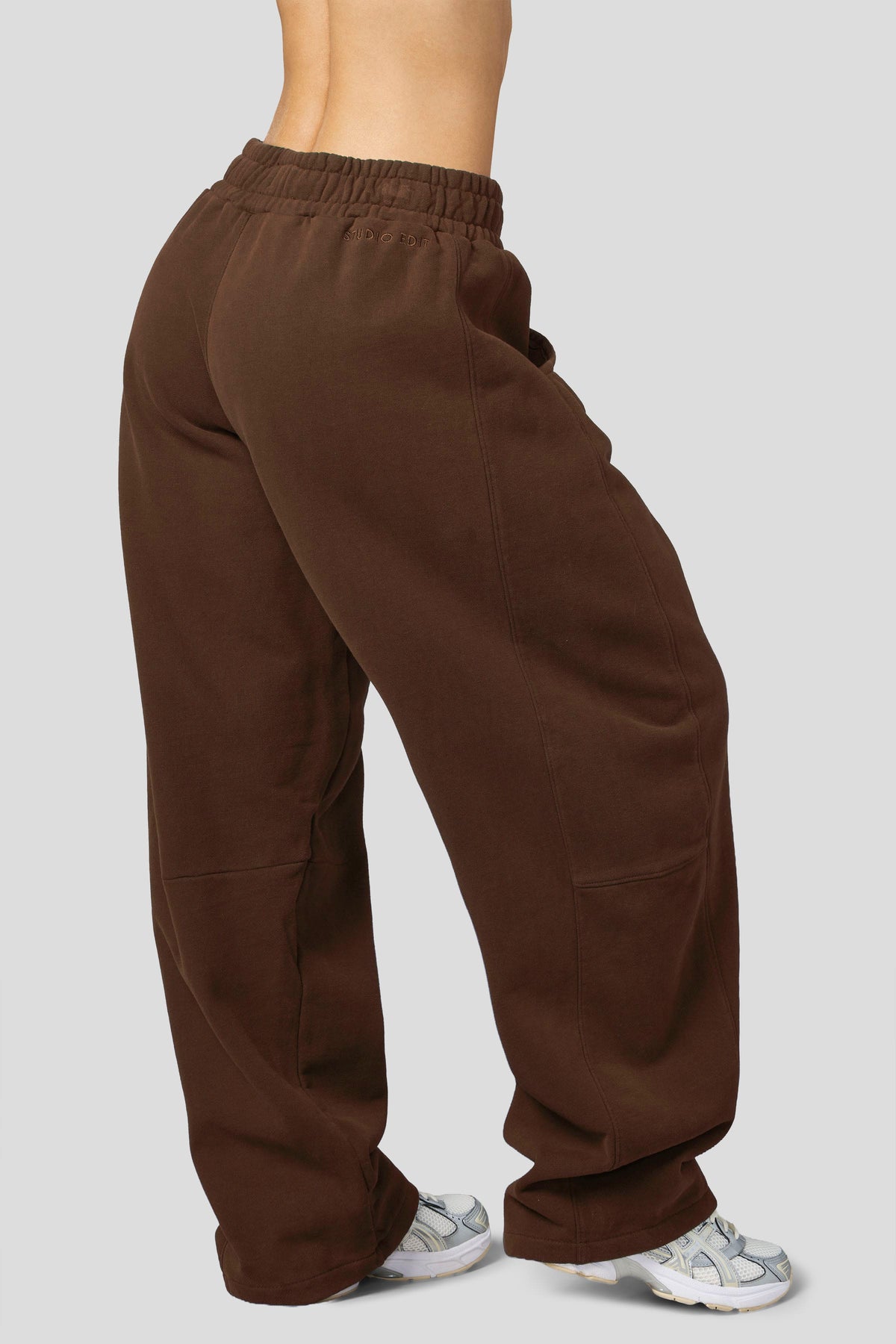 W2255 - Studio Edit Barrel Jogger New